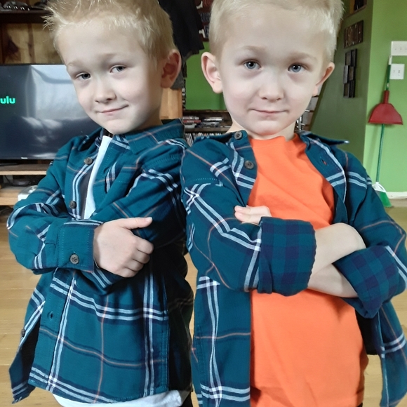 Meet your Posher, April - Picture 4 of 10